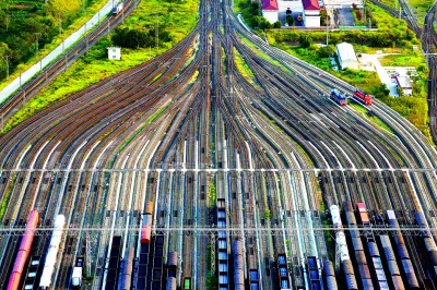 重庆:向海图强春潮涌 重庆:向海图强春潮涌