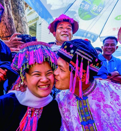 【文化中国行】海南三月三：黎风苗韵踏歌来