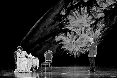 中文译唱让外国歌剧“听得懂”