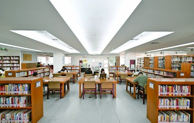 24小时图书馆 阅读生活不打烊 24小时图书馆 阅读生活不打烊