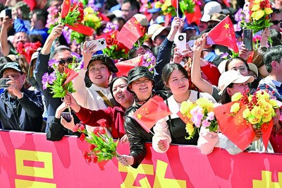 箭指苍穹逐梦行——神舟二十号载人飞行任务侧记 箭指苍穹逐梦行——神舟二十号载人飞行任务侧记