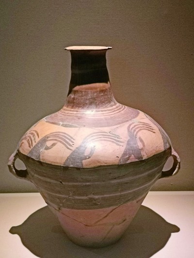 马家窑文化彩陶:5000年前黄土高原上盛开的“玫瑰” 马家窑文化彩陶:5000年前黄土高原上盛开的“玫瑰”