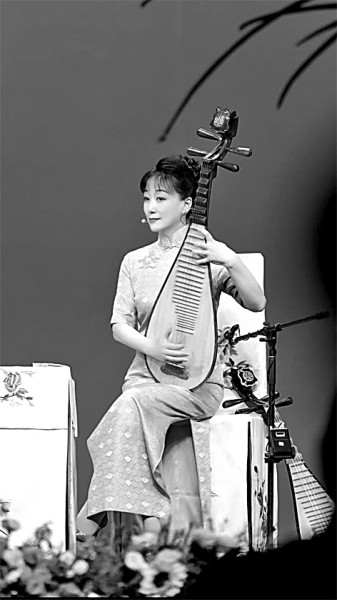 且看古老评弹如何唱出新曲 且看古老评弹如何唱出新曲