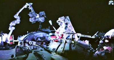 神二十航天员乘组圆满完成第一次出舱活动 神二十航天员乘组圆满完成第一次出舱活动