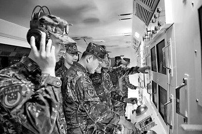 推动军队网信体系建设跨越发展 推动军队网信体系建设跨越发展