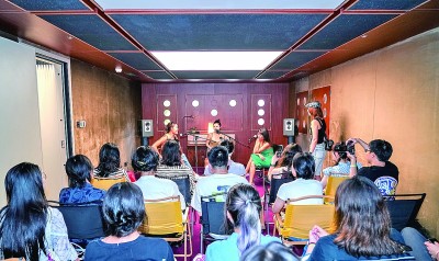 听,声音里有星辰大海——聚焦中文播客的快速发展 听,声音里有星辰大海——聚焦中文播客的快速发展