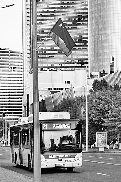 中哈关系何以根深叶茂 中哈关系何以根深叶茂