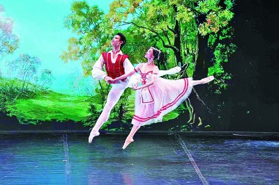 开罗观众感受中国芭蕾艺术魅力