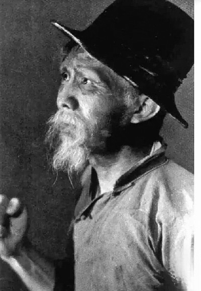 《义勇军进行曲》：激励中华民族永远前进！前进！前进！进！