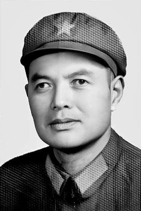 百岁抗战老兵朱长露:用生命守望胜利的荣光 百岁抗战老兵朱长露:用生命守望胜利的荣光