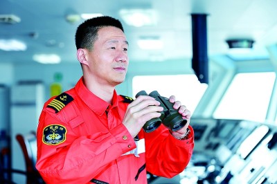 海上“逆行者”——中国救助打捞队伍的冲锋时刻 海上“逆行者”——中国救助打捞队伍的冲锋时刻