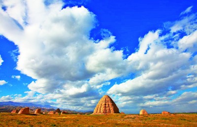 西夏陵：贺兰山麓的千年回响