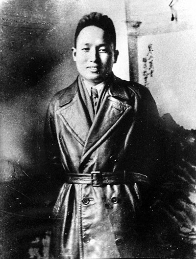 明窗数编在 长与物华新——读勘注增补本《中国的西北角》 明窗数编在 长与物华新——读勘注增补本《中国的西北角》