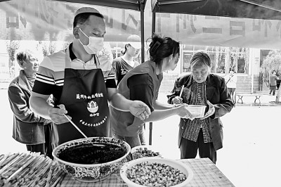 争分夺秒搜救 全力以赴抢修——直击甘肃榆中山洪灾害救援现场