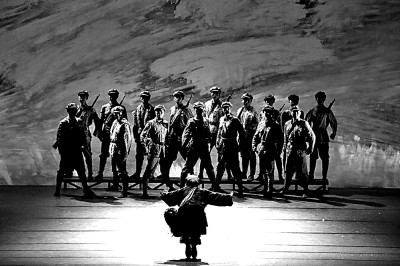 戏曲导演:从幕后统筹到艺术核心 戏曲导演:从幕后统筹到艺术核心