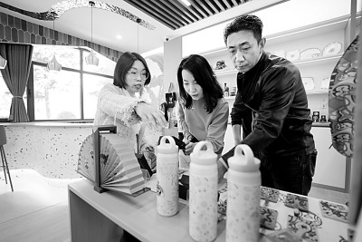 完善高校人文社会科学创新体系