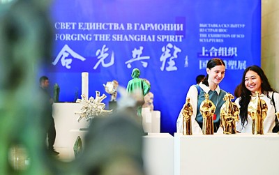 “中国引擎”驱动上合航船行稳致远