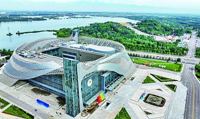 跨越山海，赴一场热潮奔涌的合作之会——第七届中国-阿拉伯国家博览会开幕