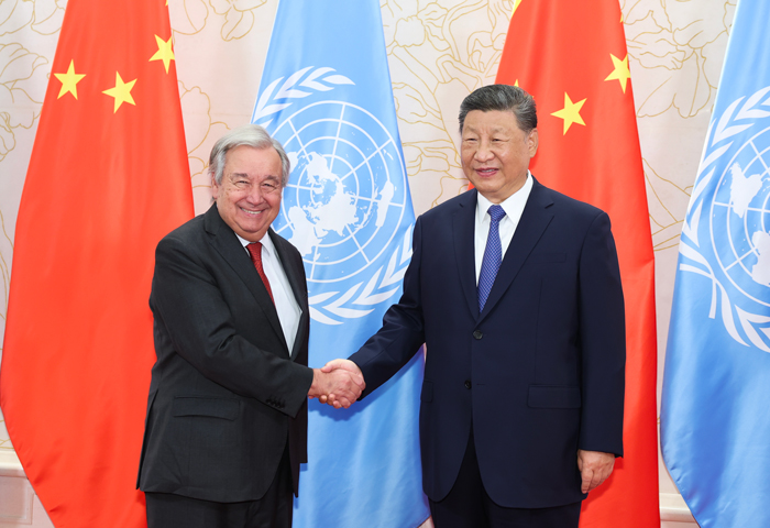 习近平会见联合国秘书长古特雷斯