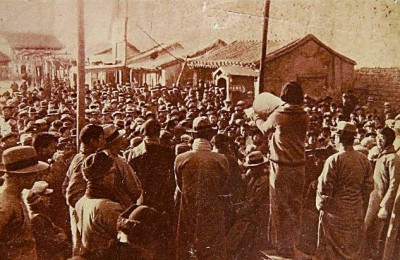 一首战歌 在高声怒吼中昂扬必胜斗志 一首战歌 在高声怒吼中昂扬必胜斗志