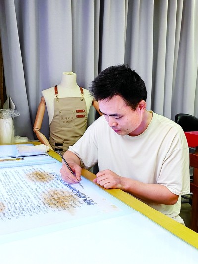 抗战文物的重生:修复背后的记忆打捞 抗战文物的重生:修复背后的记忆打捞