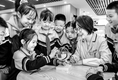 保护“远视储备” 降低近视风险 保护“远视储备” 降低近视风险