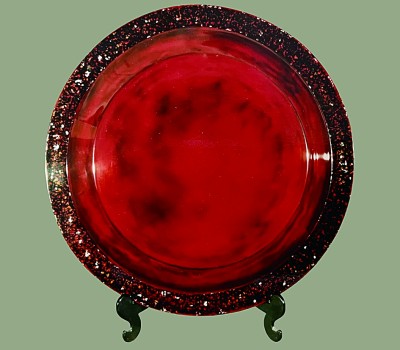 千磨百塑漆韵生——赏重庆现代漆艺之美