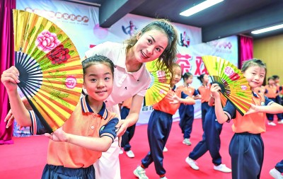 “老戏”新唱，何以“出圈”