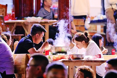 乡村之夜,生机蓬勃! 乡村之夜,生机蓬勃!