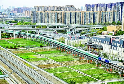 提档升级，点燃经济增长新引擎——闽鄂川推动高质量发展观察