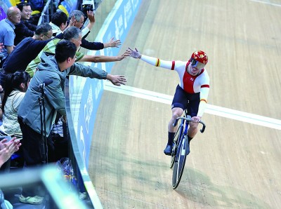 十五运会进入开幕后的第四个比赛日 香港“飞鱼”首夺全运金牌 乒乓名将“过关斩将”晋级 十五运会进入开幕后的第四个比赛日 香港“飞鱼”首夺全运金牌 乒乓名将“过关斩将”晋级