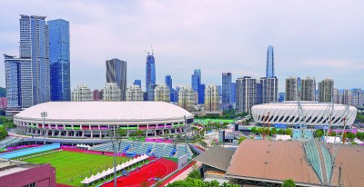 大球小球好戏连台 老将新秀泳池对决