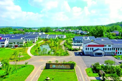 江苏省淮安市盱眙县天泉湖镇陡山村：一方青绿润百业