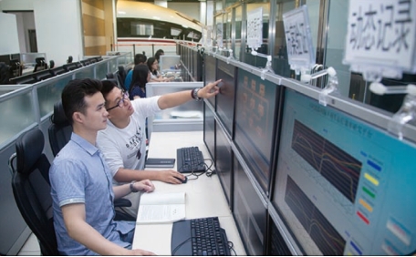 北京交通大学构建产教融合“交大方案” 打通人才培养“最后一公里”