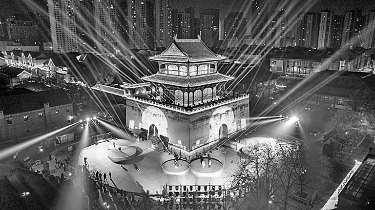 天津鼓楼商圈:文气融入烟火气 人潮激活消费潮 天津鼓楼商圈:文气融入烟火气 人潮激活消费潮