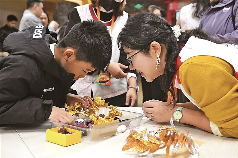 指尖触摸历史与艺术 指尖触摸历史与艺术