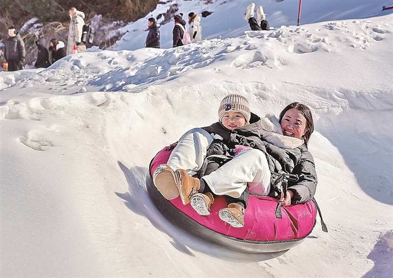 当冰雪遇上新玩法——河北特色冰雪运动持续沸腾 当冰雪遇上新玩法——河北特色冰雪运动持续沸腾