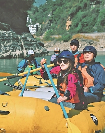 云南省怒江州福贡县鹿马登乡布拉底村：怒江漂流，漂来幸福长绵绵