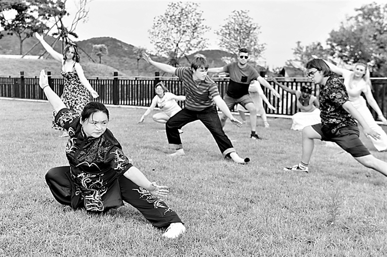 职教本科建设的战略定位与实践路径