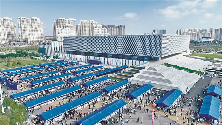 陇原大地,投资热潮涌动——甘肃持续优化营商环境承接东中部产业转移 陇原大地,投资热潮涌动——甘肃持续优化营商环境承接东中部产业转移