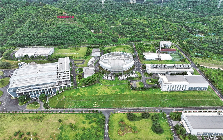 你好，我的“大”邻居！——当“国之重器”融入田园与社区