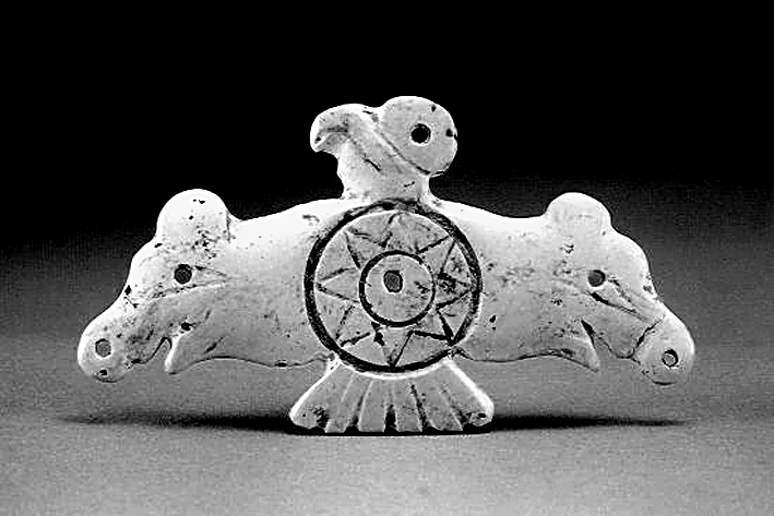 从祭祀礼器到文化符号:玉文化的千年流变 从祭祀礼器到文化符号:玉文化的千年流变