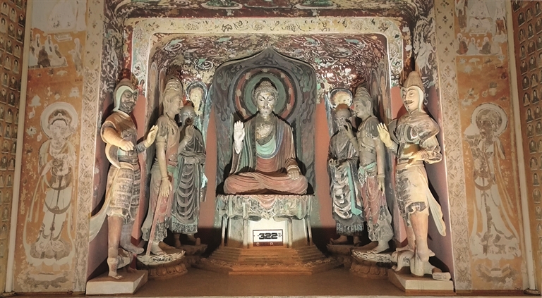 一卷匠心酬大漠——记《莫高匠心:敦煌彩塑制作技艺》 一卷匠心酬大漠——记《莫高匠心:敦煌彩塑制作技艺》