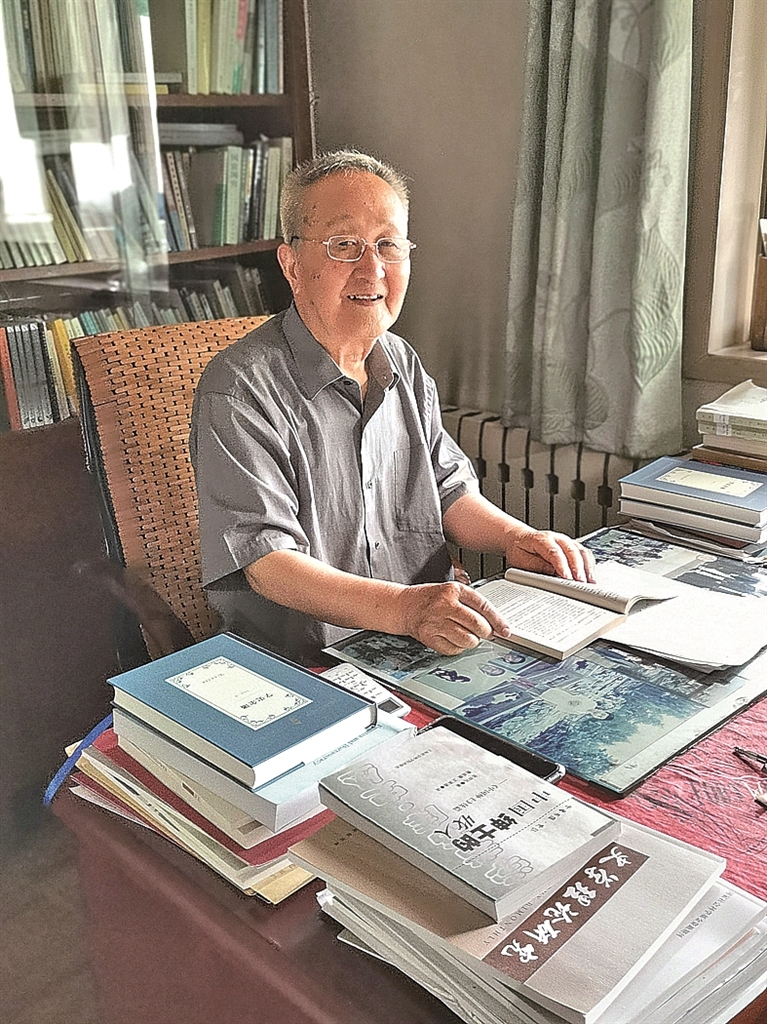 【人民需要这样的教育家33】马克垚:师者其大,甘为后梯 【人民需要这样的教育家33】马克垚:师者其大,甘为后梯