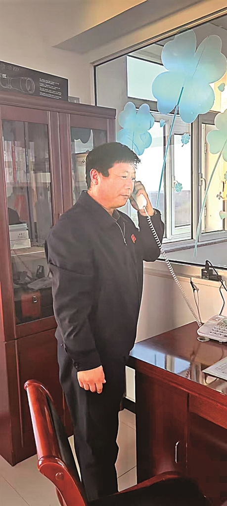 嘱托在心 奋斗不息 嘱托在心 奋斗不息