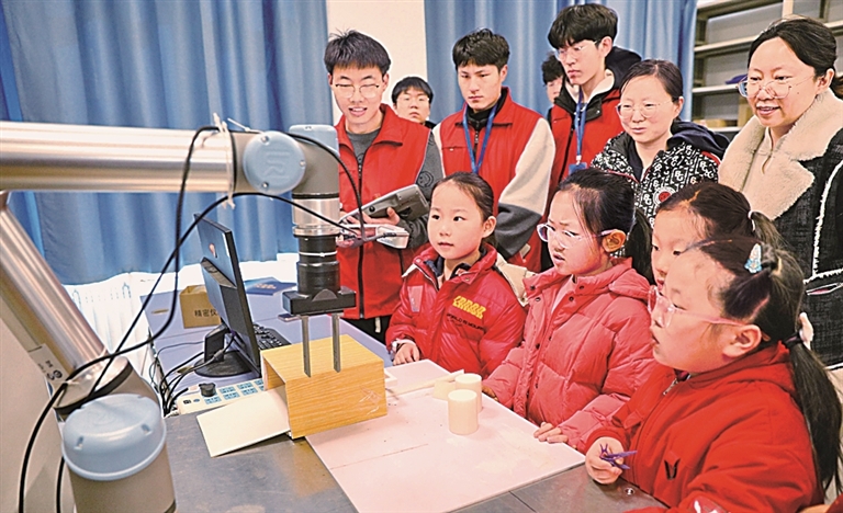 高校学子，将科普从“象牙塔”带入“百姓家”