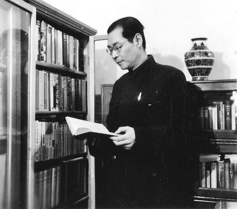 【文艺经典的光明印迹】光明日报上,焦菊隐话剧探索履痕犹新 【文艺经典的光明印迹】光明日报上,焦菊隐话剧探索履痕犹新