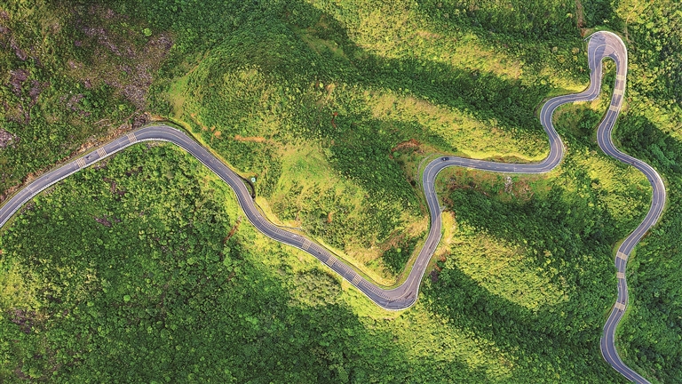 【大美中国】路畅景美