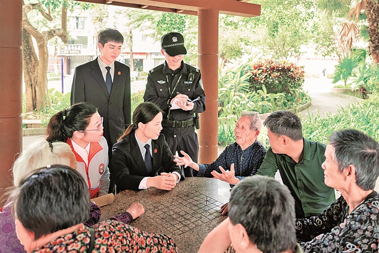 过去五年，全国各地1.1万个人民法庭审结各类案件3400万件——扎根基层沃土 守护万家公正