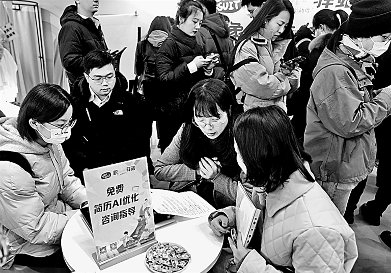 从“个体探索”到“多方合力”——辅导员学院开启高校协同育人新局面 从“个体探索”到“多方合力”——辅导员学院开启高校协同育人新局面